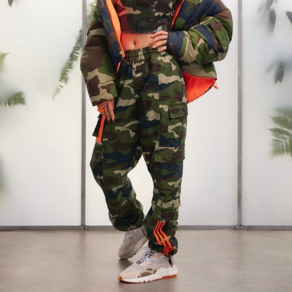 adidas Pants - Adidas x Ivy Park / Park Trail All Gender Canvas Cargo Pants